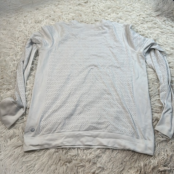 Lululemon Breeze By Long Sleeve *Squad White / White - Picture 3 of 3